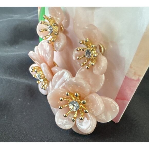 NWT Lilly Pulitzer Earrings Pink CZ Goldtone Flower Pierced Gift Bag - Picture 6 of 10